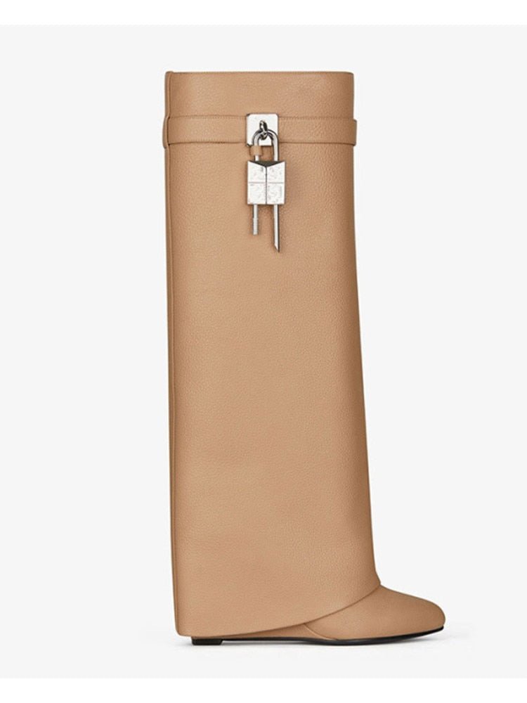 Bota Cano Alto Anabela