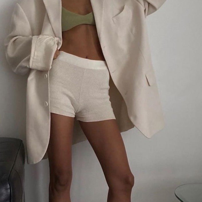 Short Francisca