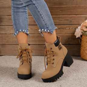 Bota Feminina de Couro Chelse