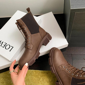 Bota Feminina de Couro Kristy