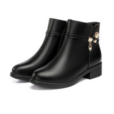 Bota Feminina de Couro Aveludada Stelle