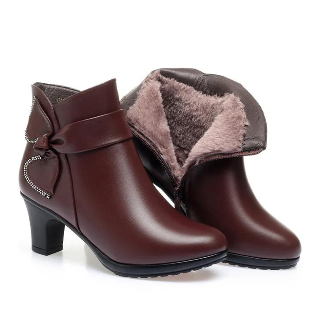 Bota Feminina de Couro Aveludada Lumiss