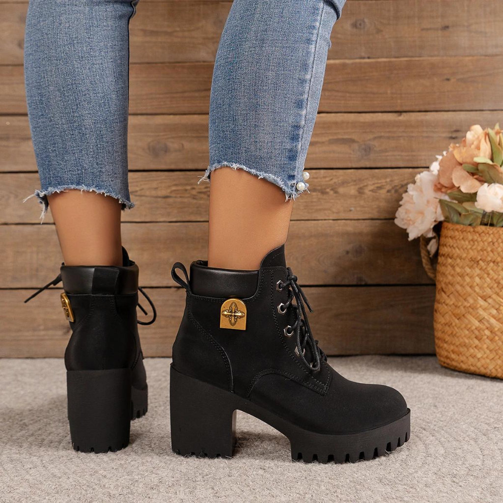 Bota Feminina de Couro Chelse