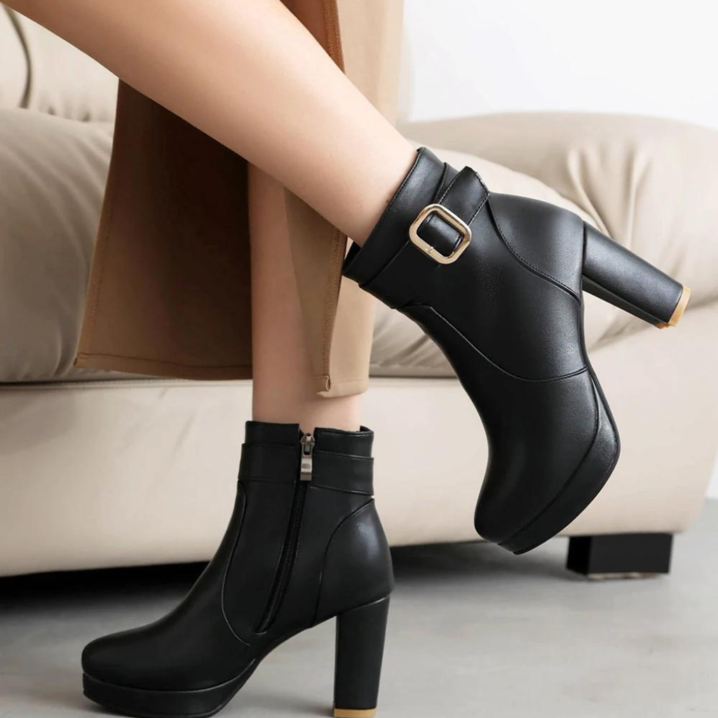 Bota Feminina de Couro Kayla