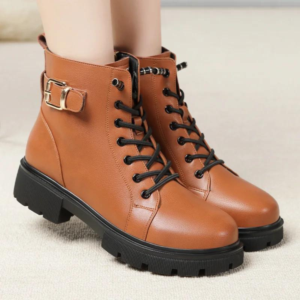 Bota Feminina de Couro Bertha