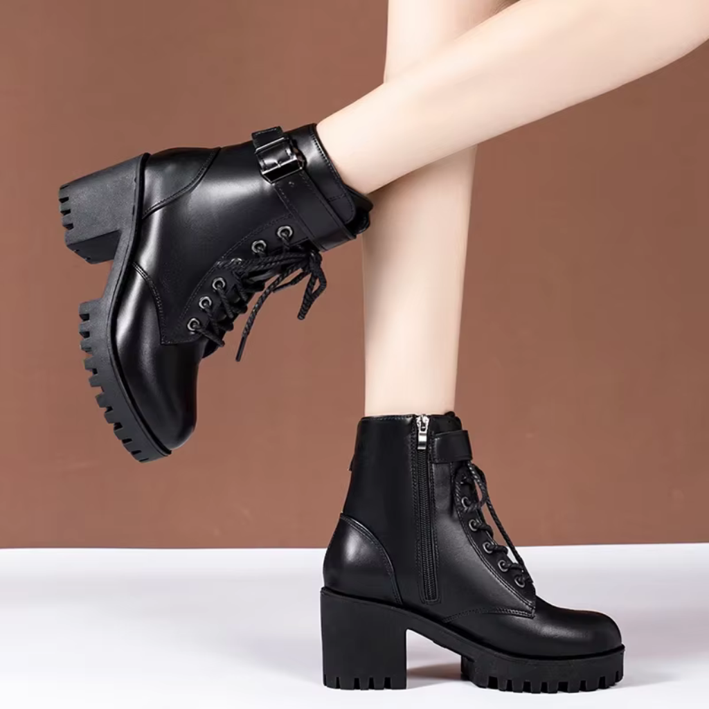 Bota Feminina de Couro Frosty