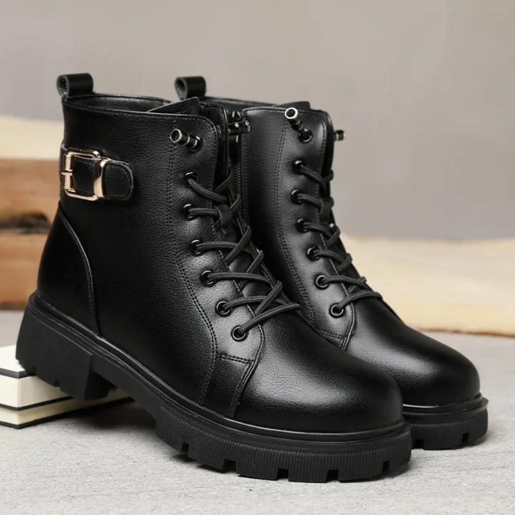 Bota Feminina de Couro Bertha