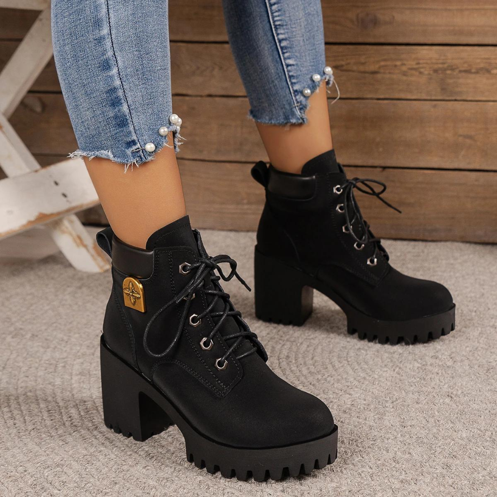 Bota Feminina de Couro Chelse