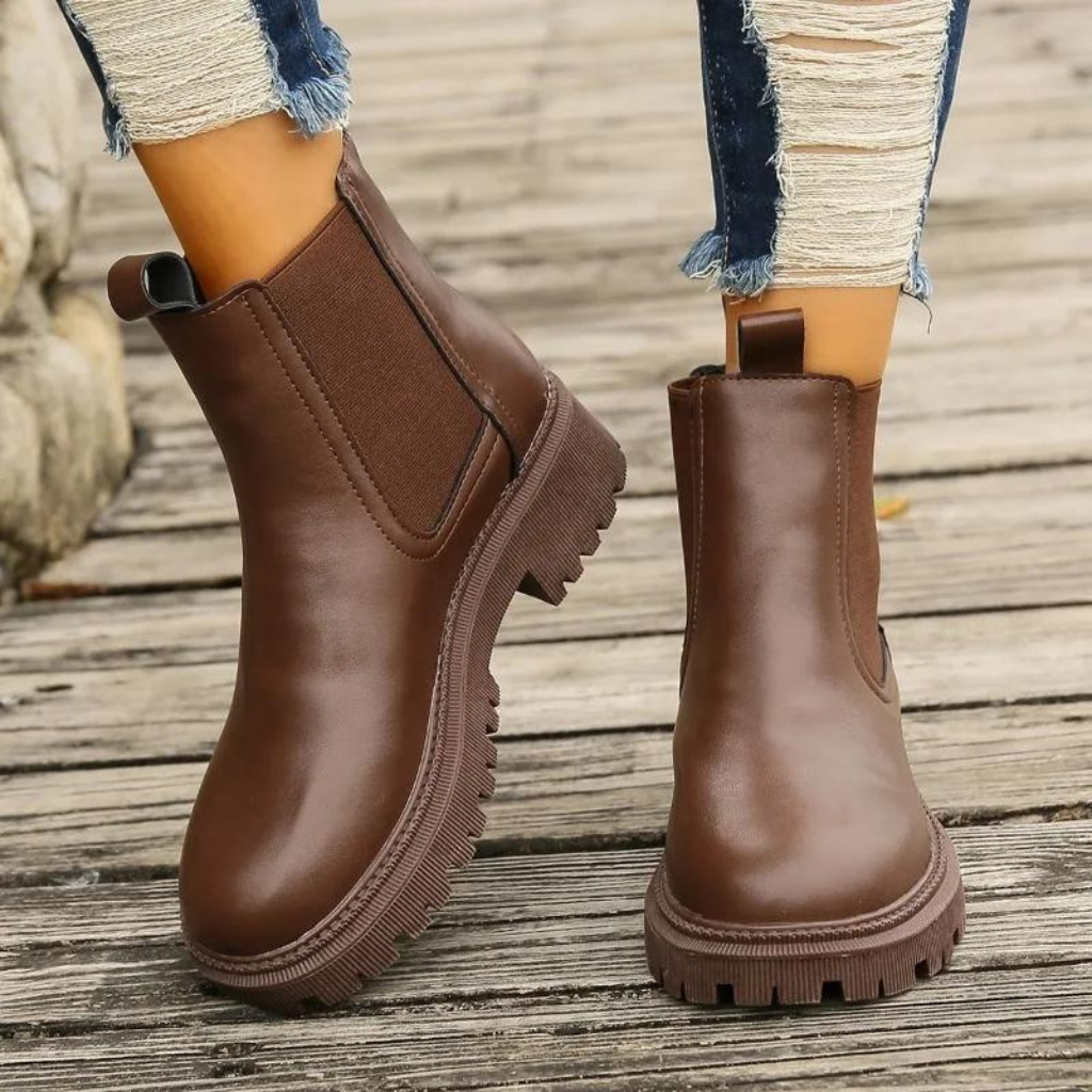 Bota Feminina de Couro Denise
