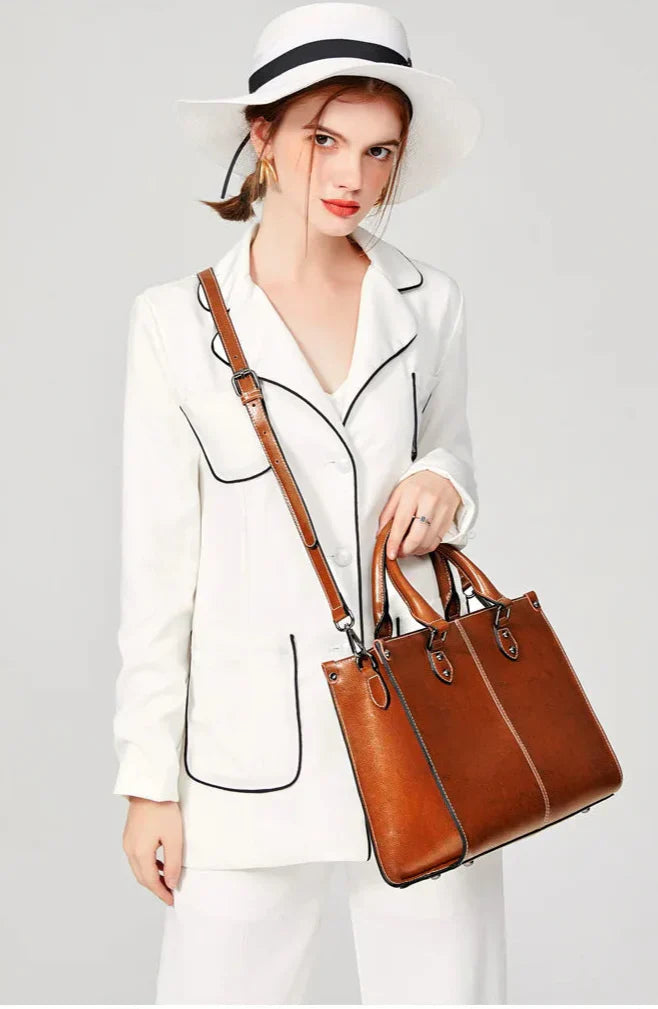 Bolsa Feminina em Couro Genuíno - Laviolette