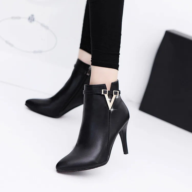 Bota Feminina de Couro Elegance Grace