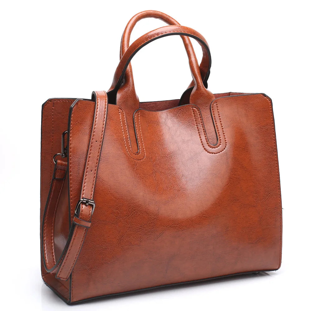 Bolsa Feminina em Couro Genuino - Caliana Premium