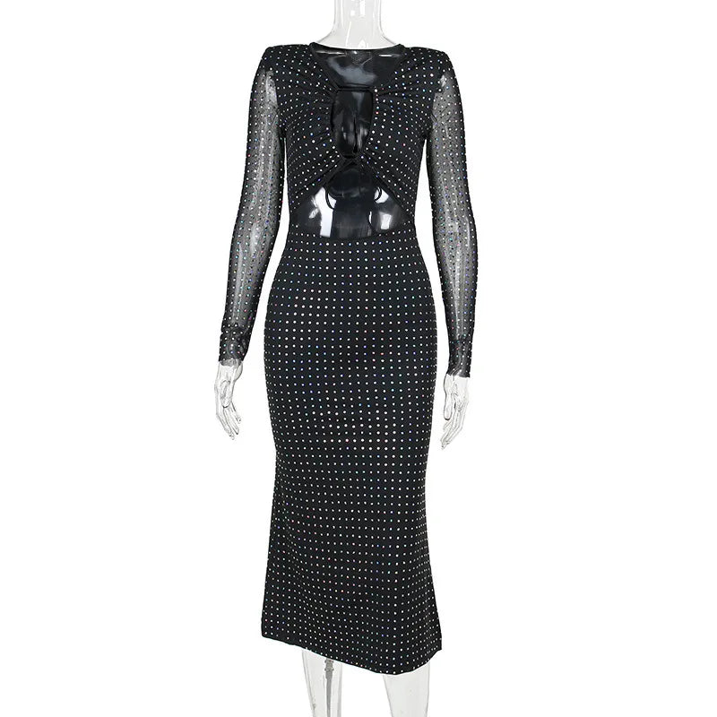 Vestido Longo com Glitter e Recortes
