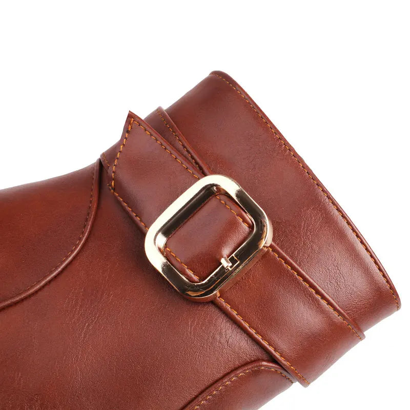 Bota Feminina de Couro com Salto Mighty