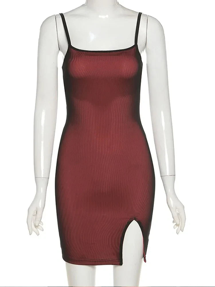Vestido Curto de Paetês Vermelho