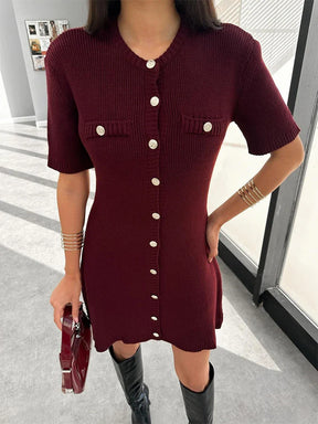 Vestido Curto de Tricot Elegante
