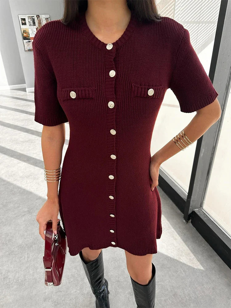 Vestido Curto de Tricot Elegante