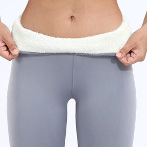 Legging Peluciada Forrada com Lã