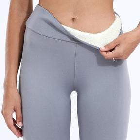 Legging Peluciada Forrada com Lã