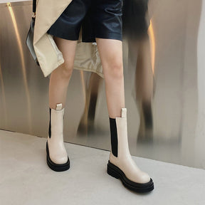 Bota Feminina de Couro Chelsea Raven