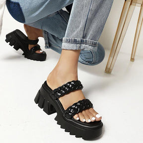 Sandália Feminina Plataforma Trança