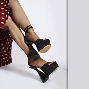 Sandália Feminina Plataforma Lyra