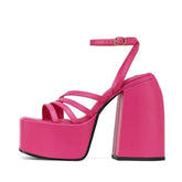 Scarpin Feminino de Couro Ava