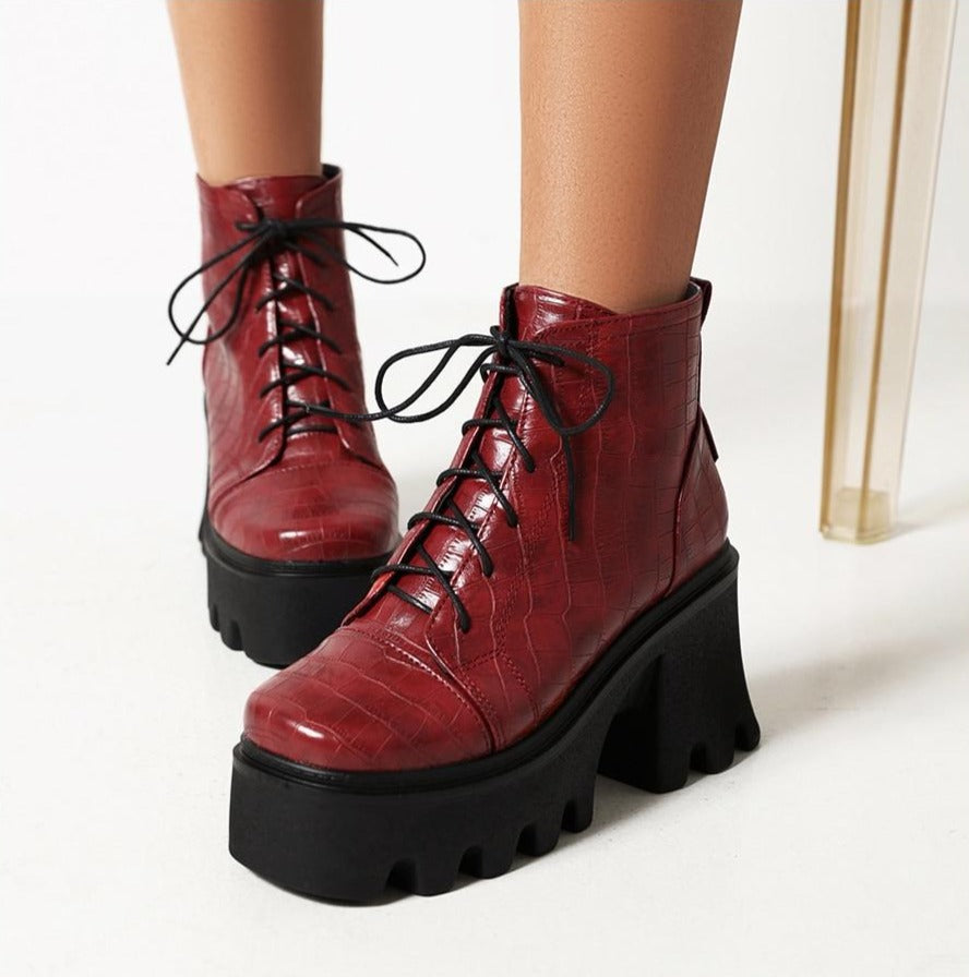 Bota Feminina de Couro Vanessa