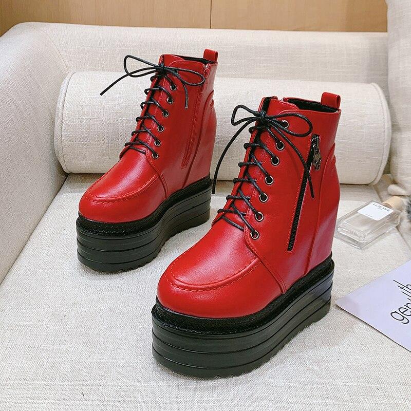 Bota Feminina Cano Curto Skull