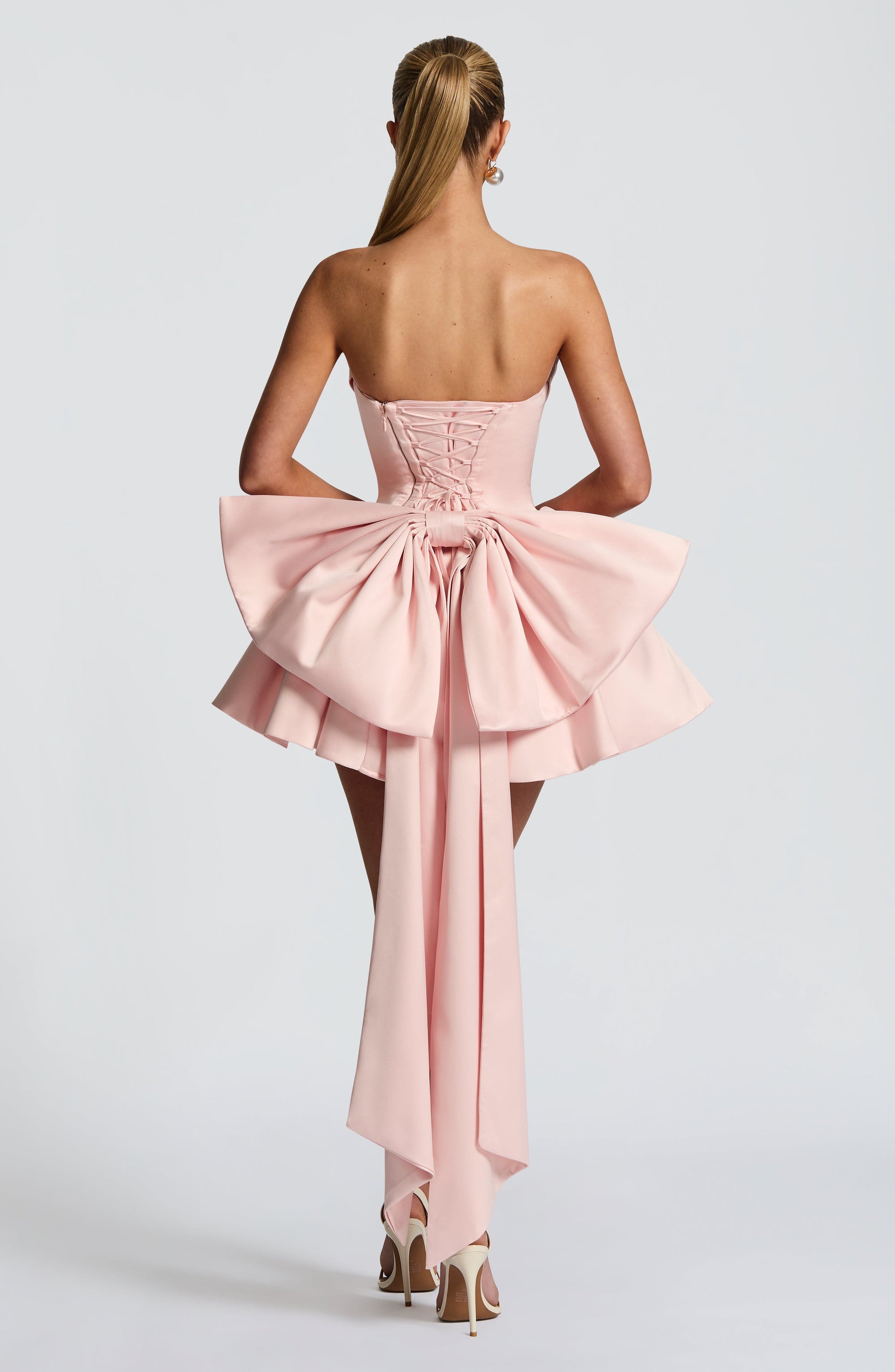 Vestido Curto Trinity